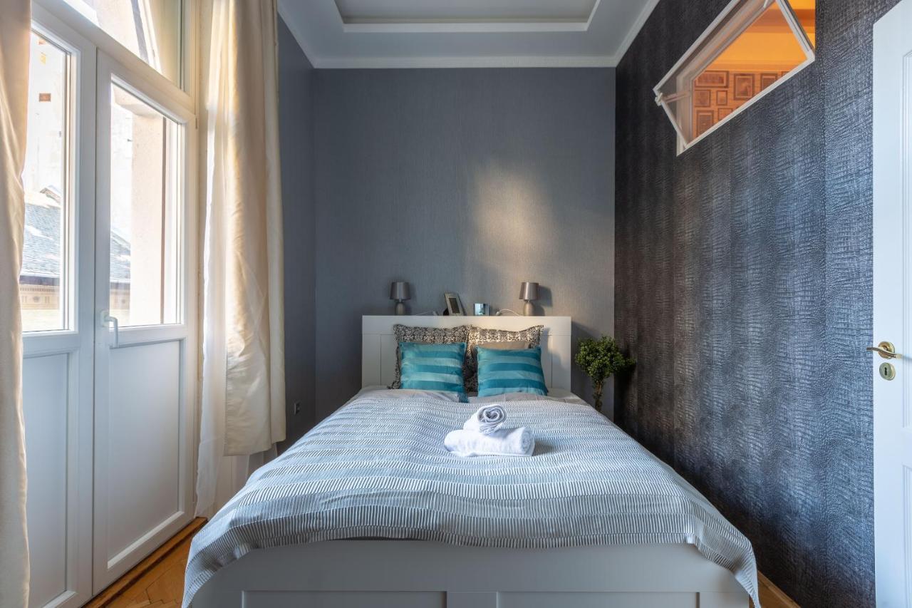 Luxury Downtown Home By Anna Budapest Exteriör bild