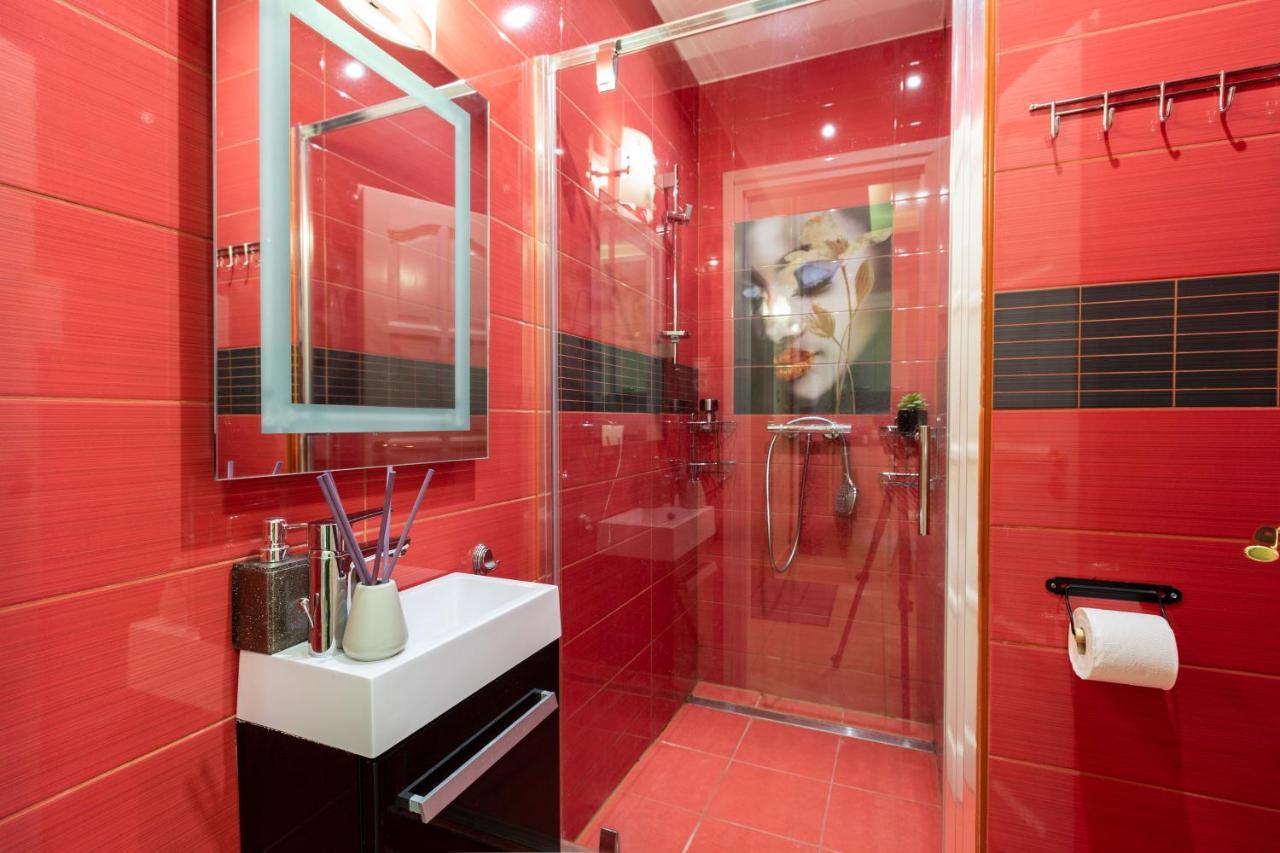 Luxury Downtown Home By Anna Budapest Exteriör bild