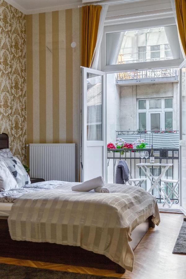 Luxury Downtown Home By Anna Budapest Exteriör bild